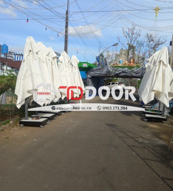 DÙ CHE DI ĐỘNG